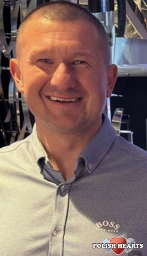 Adam43_